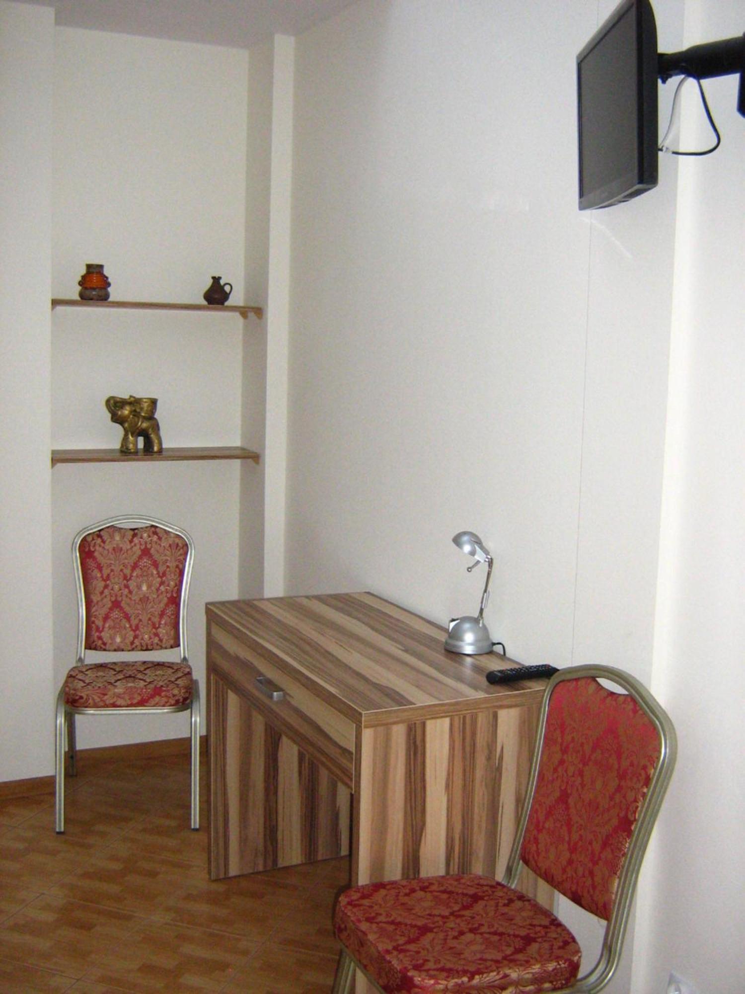 Gosciniec Podkowa Apartment Wlodawa Phòng bức ảnh