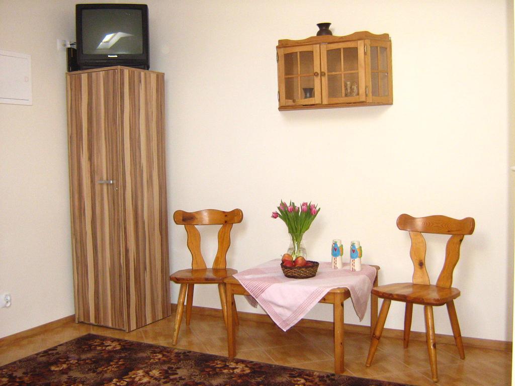 Gosciniec Podkowa Apartment Wlodawa Phòng bức ảnh