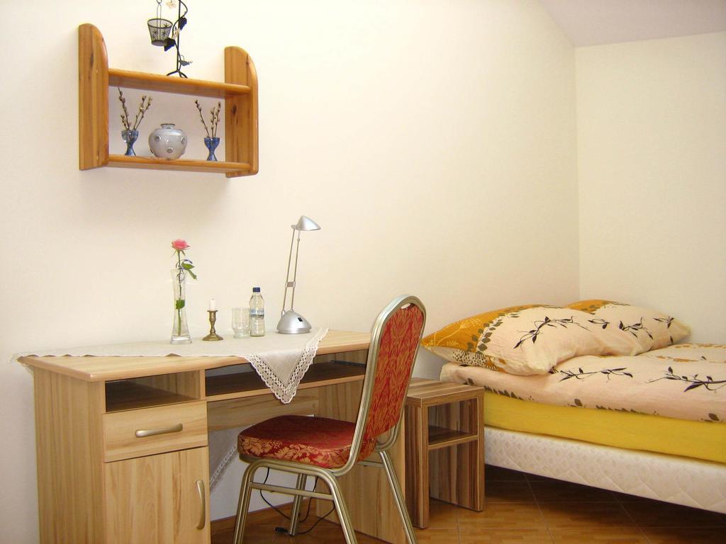 Gosciniec Podkowa Apartment Wlodawa Phòng bức ảnh