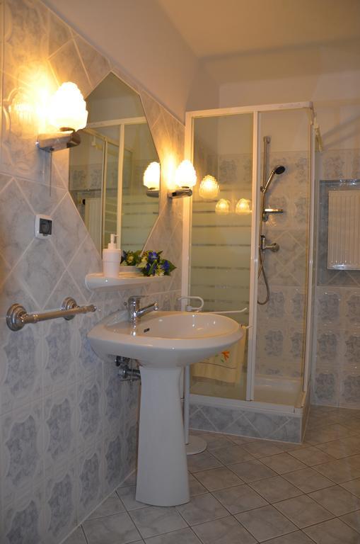 Gosciniec Podkowa Apartment Wlodawa Phòng bức ảnh